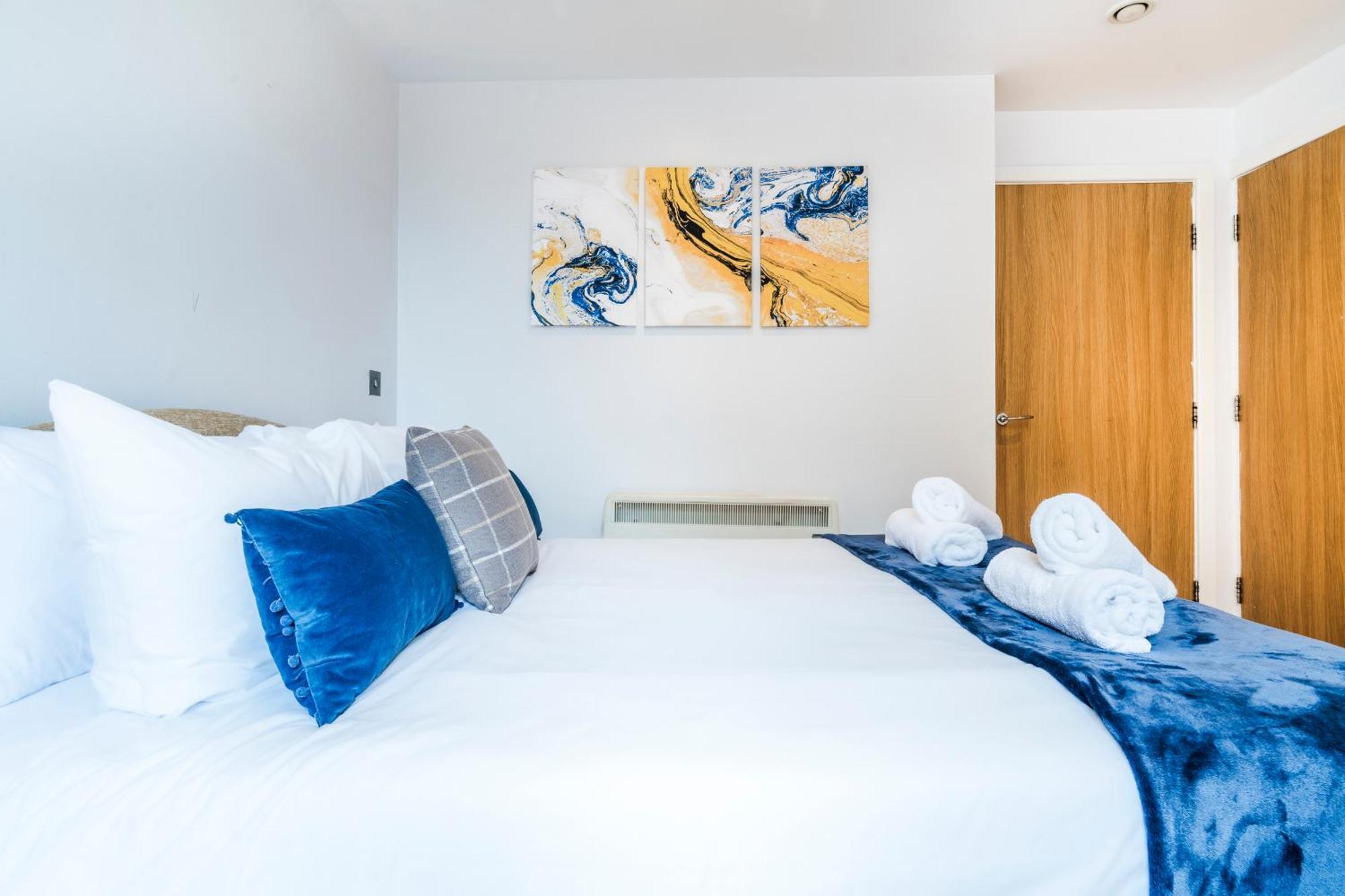 Cavern Quarters: City Centre Apartment by Garudy Serviced Apartments Liverpool Exterior photo