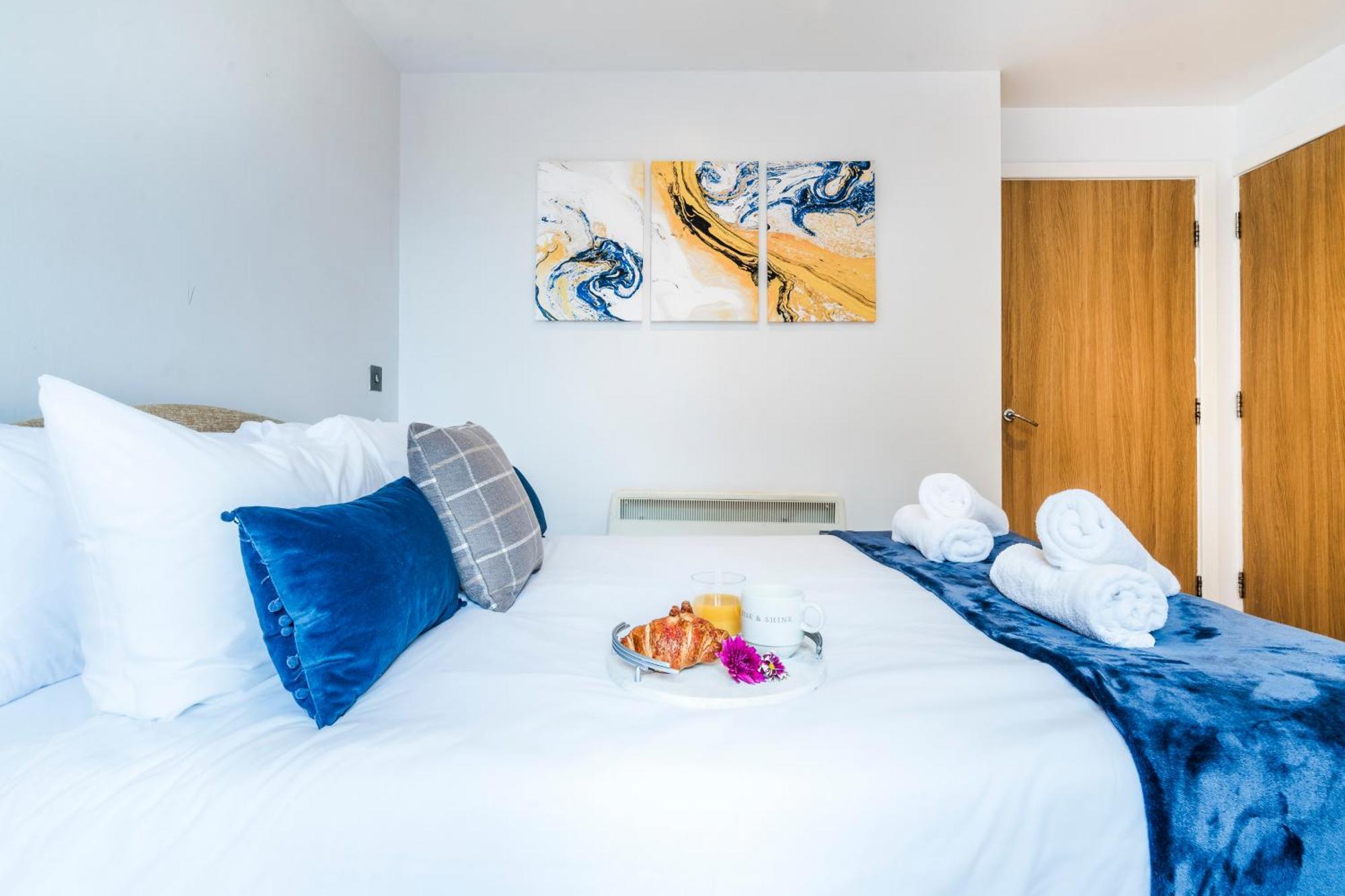 Cavern Quarters: City Centre Apartment by Garudy Serviced Apartments Liverpool Exterior photo