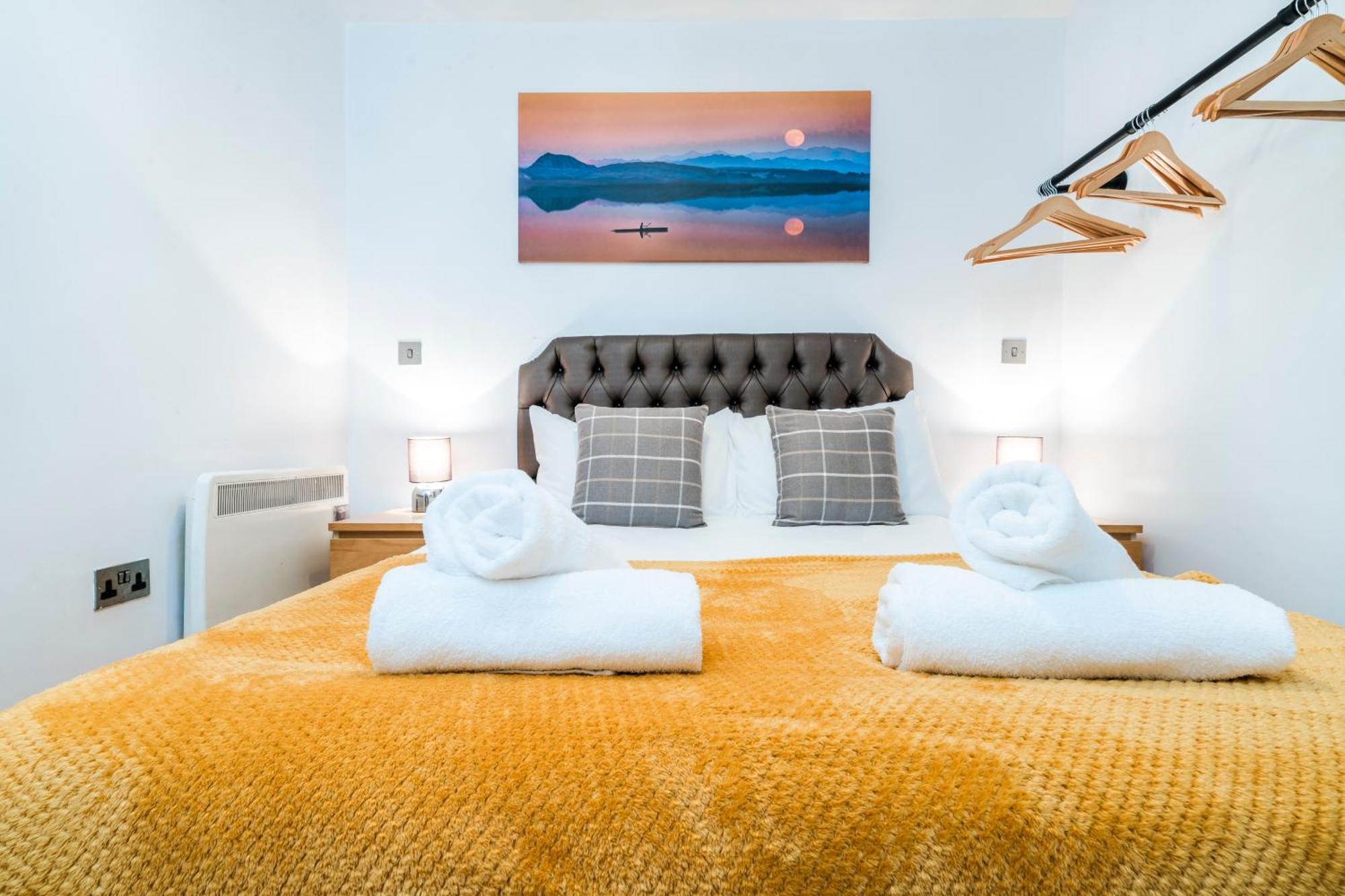 Cavern Quarters: City Centre Apartment by Garudy Serviced Apartments Liverpool Exterior photo