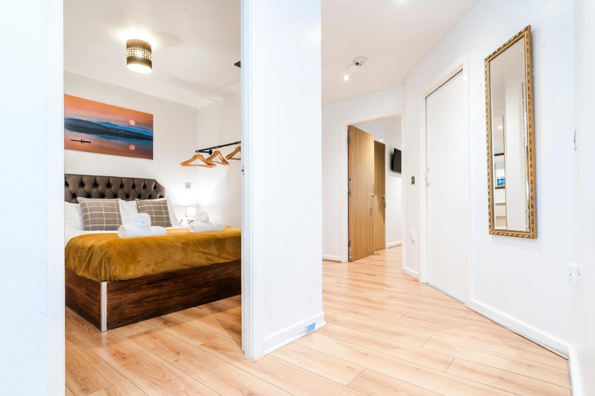 Cavern Quarters: City Centre Apartment by Garudy Serviced Apartments Liverpool Exterior photo